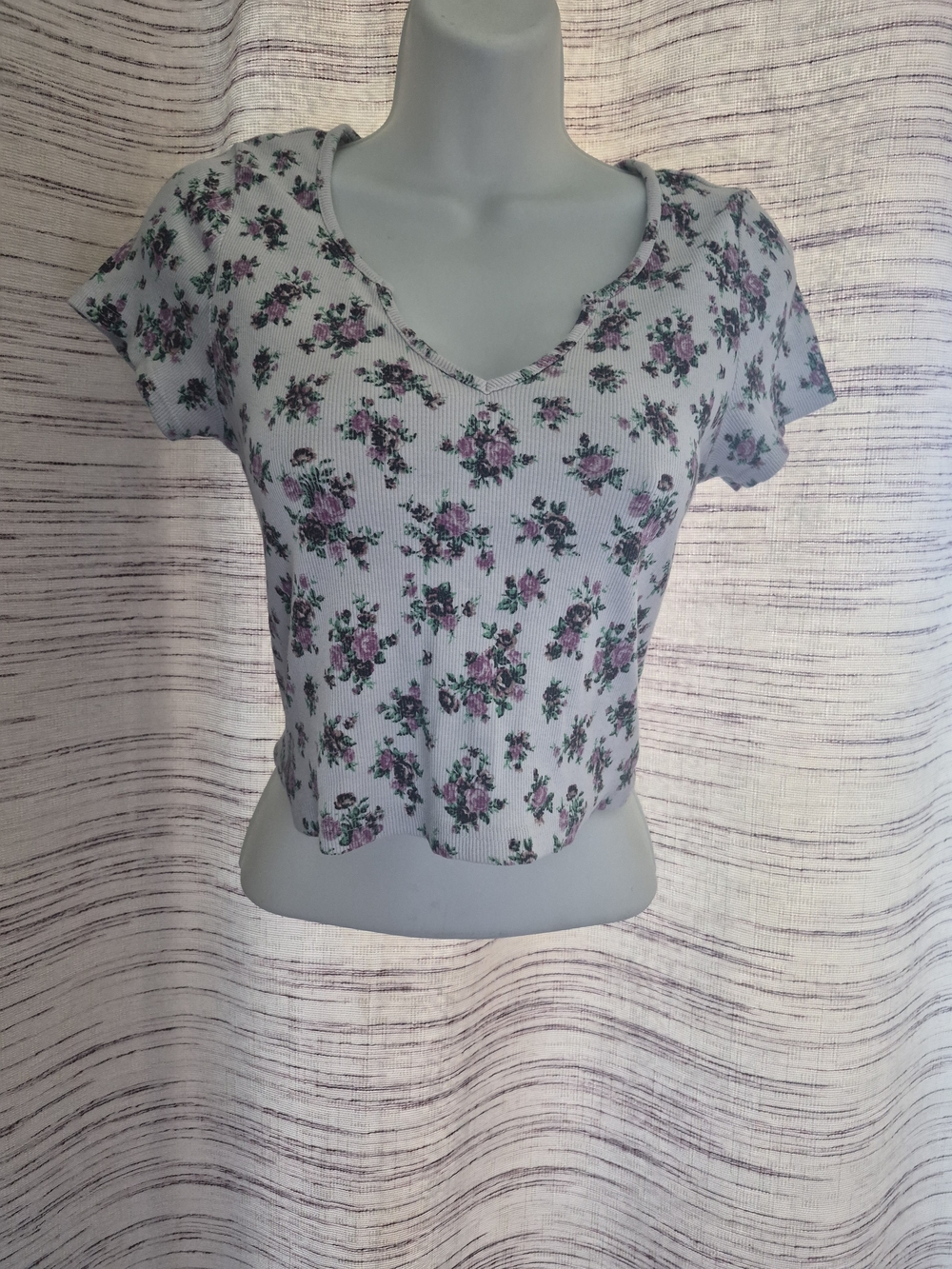 Short Sleeve Top Bundle - Picture 3 of 5